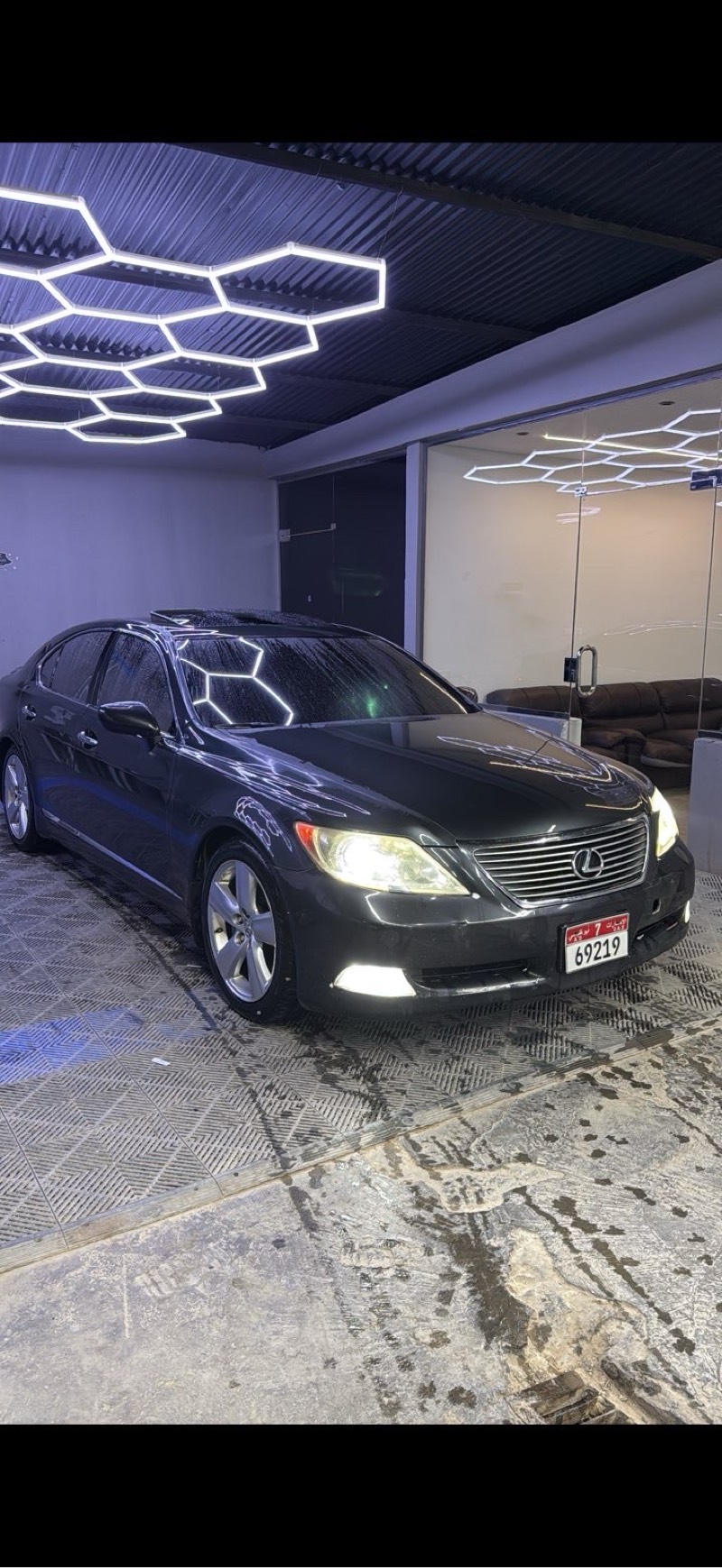لكزس LS 460 موديل 2008 اسود